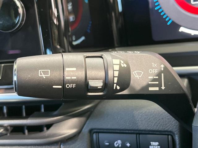 オーラ G レザーエディション 純正9型ナビ 全周囲カメラ BOSEサウンド 寒冷地仕様 衝突軽減装置 プロパイロット 禁煙車 黒レザーシート シートヒーター 前後ドラレコ コーナーセンサー スマートキー LEDヘッド ETC2.0(32枚目)