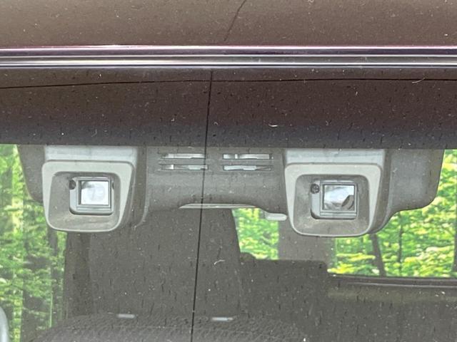 スペーシアカスタムＺ ターボ　電動スライドドア　ＳＤナビ　バックカメラ　衝突軽減装置　禁煙車　シートヒーター　ドラレコ　スマートキー　ＨＩＤヘッド　ＥＴＣ　クルコン　車線逸脱警報　誤発進抑制機能　先行車発進告知　オートライト（6枚目）