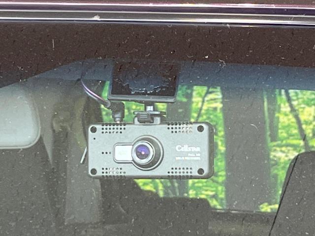 スペーシアカスタムＺ ターボ　電動スライドドア　ＳＤナビ　バックカメラ　衝突軽減装置　禁煙車　シートヒーター　ドラレコ　スマートキー　ＨＩＤヘッド　ＥＴＣ　クルコン　車線逸脱警報　誤発進抑制機能　先行車発進告知　オートライト（7枚目）