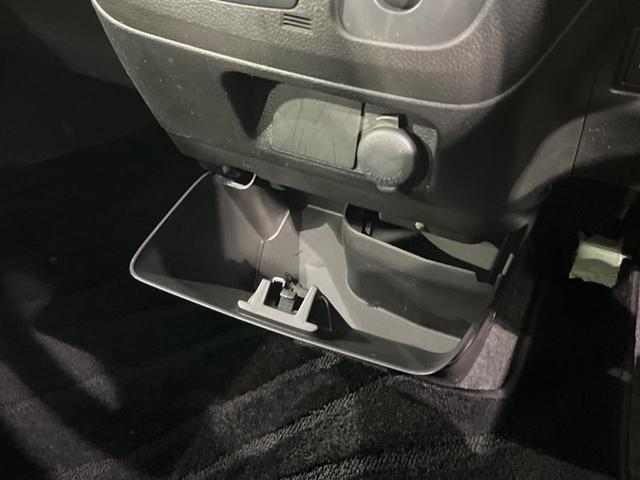 スペーシアカスタムＺ ターボ　電動スライドドア　ＳＤナビ　バックカメラ　衝突軽減装置　禁煙車　シートヒーター　ドラレコ　スマートキー　ＨＩＤヘッド　ＥＴＣ　クルコン　車線逸脱警報　誤発進抑制機能　先行車発進告知　オートライト（48枚目）