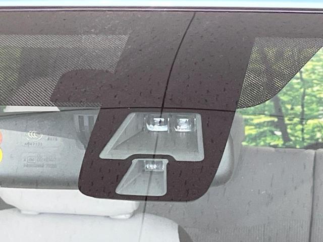 デイズ Ｊ　衝突軽減装置　禁煙車　誤発進抑制機能　ディスプレイオーディオ　Ｂｌｕｅｔｏｏｔｈ再生　電動格納ミラー　キーレス　横滑り防止装置　ヘッドライトレベライザー　エアバック（運転席／助手席）　パワーウインドウ（5枚目）