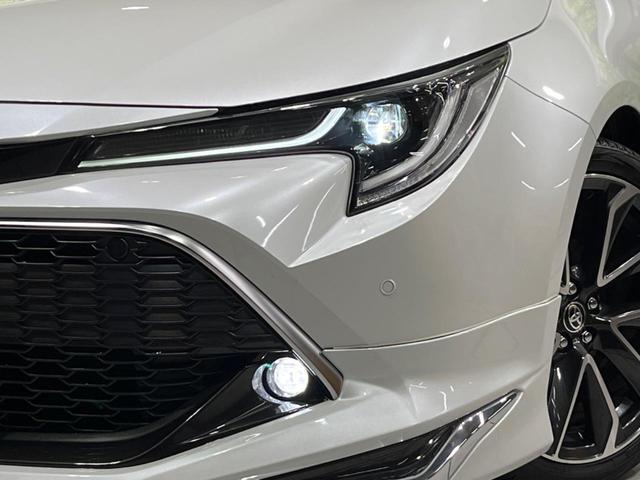 【ＬＥＤヘッドライト】悪天候や夜間走行時も良好な視界を確保し安心して運転できる高輝度ＬＥＤヘッドライトを装備！点灯速度が早く、消費電力も抑えられています。