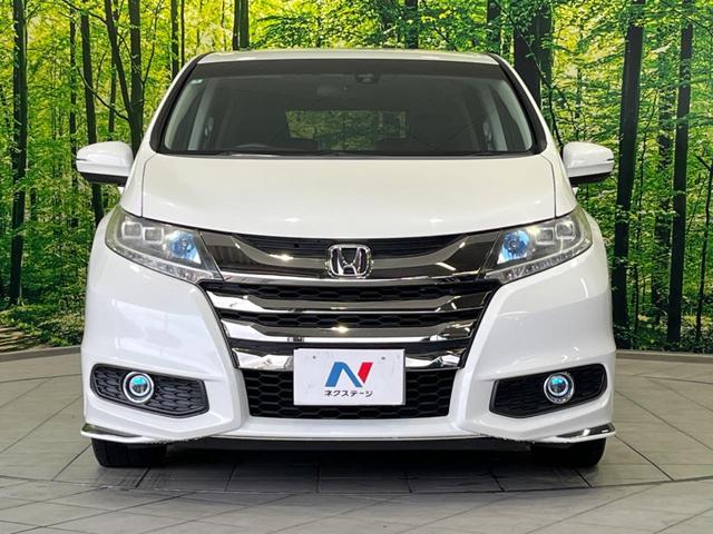 オデッセイ アブソルート　両側電動ドア　純正ナビ　バックカメラ　衝突軽減装置　禁煙車　ハーフレザーシート　スマートキー　ＬＥＤヘッド＆フォグ　ＥＴＣ　クルコン　オートライト　オートエアコン　純正１７インチＡＷ　革巻きハンドル（15枚目）