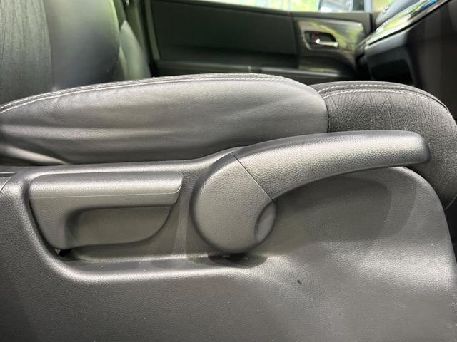 オデッセイ アブソルート　両側電動ドア　純正ナビ　バックカメラ　衝突軽減装置　禁煙車　ハーフレザーシート　スマートキー　ＬＥＤヘッド＆フォグ　ＥＴＣ　クルコン　オートライト　オートエアコン　純正１７インチＡＷ　革巻きハンドル（57枚目）