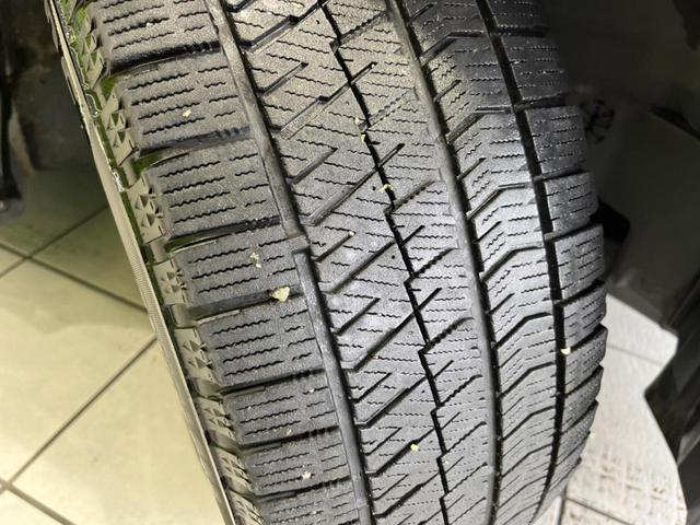 オデッセイ アブソルート　両側電動ドア　純正ナビ　バックカメラ　衝突軽減装置　禁煙車　ハーフレザーシート　スマートキー　ＬＥＤヘッド＆フォグ　ＥＴＣ　クルコン　オートライト　オートエアコン　純正１７インチＡＷ　革巻きハンドル（61枚目）