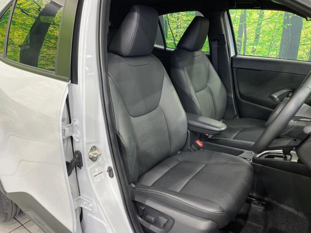 ヤリスクロス Ｚ　純正８型ナビ　全周囲カメラ　衝突軽減装置　レーダークルーズ　禁煙車　ハーフレザーシート　パワーシート　ドラレコ　クリアランスソナー　レーンキープ　スマートキー　ＬＥＤヘッド　ＥＴＣ　オートハイビーム（8枚目）