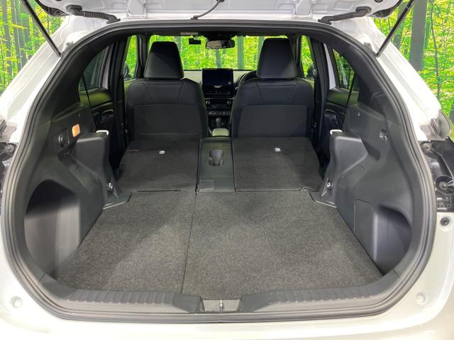 ヤリスクロス Ｚ　純正８型ナビ　全周囲カメラ　衝突軽減装置　レーダークルーズ　禁煙車　ハーフレザーシート　パワーシート　ドラレコ　クリアランスソナー　レーンキープ　スマートキー　ＬＥＤヘッド　ＥＴＣ　オートハイビーム（10枚目）