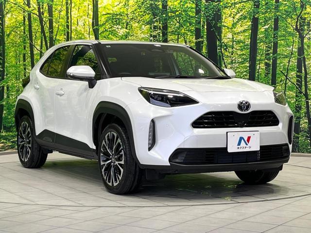 ヤリスクロス Ｚ　純正８型ナビ　全周囲カメラ　衝突軽減装置　レーダークルーズ　禁煙車　ハーフレザーシート　パワーシート　ドラレコ　クリアランスソナー　レーンキープ　スマートキー　ＬＥＤヘッド　ＥＴＣ　オートハイビーム（16枚目）