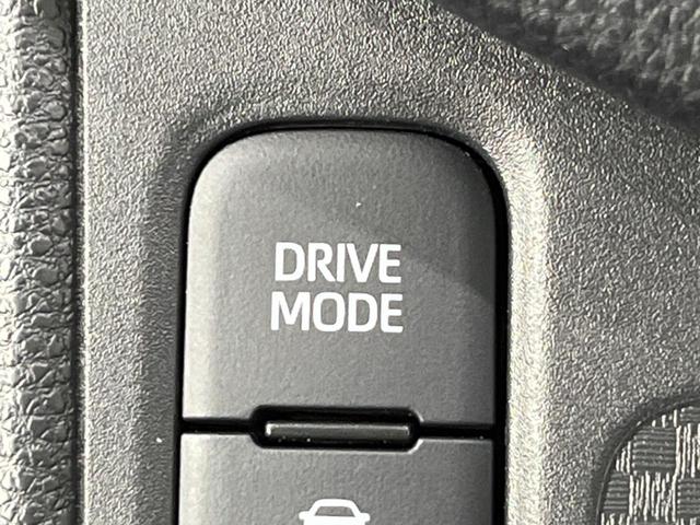 ヤリスクロス Ｚ　純正８型ナビ　全周囲カメラ　衝突軽減装置　レーダークルーズ　禁煙車　ハーフレザーシート　パワーシート　ドラレコ　クリアランスソナー　レーンキープ　スマートキー　ＬＥＤヘッド　ＥＴＣ　オートハイビーム（35枚目）