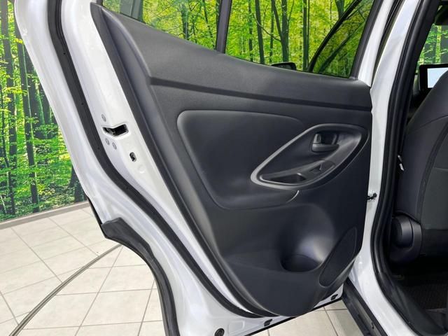 ヤリスクロス Ｚ　純正８型ナビ　全周囲カメラ　衝突軽減装置　レーダークルーズ　禁煙車　ハーフレザーシート　パワーシート　ドラレコ　クリアランスソナー　レーンキープ　スマートキー　ＬＥＤヘッド　ＥＴＣ　オートハイビーム（56枚目）