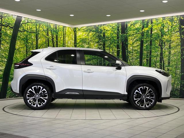 ヤリスクロス Ｚ　純正８型ナビ　全周囲カメラ　衝突軽減装置　レーダークルーズ　禁煙車　ハーフレザーシート　パワーシート　ドラレコ　クリアランスソナー　レーンキープ　スマートキー　ＬＥＤヘッド　ＥＴＣ　オートハイビーム（69枚目）