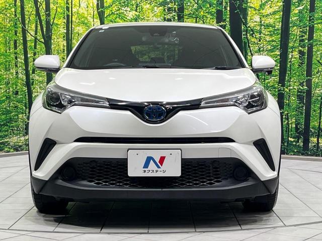Ｃ－ＨＲ Ｓ　純正ナビ　バックカメラ　衝突軽減装置　レーダークルーズ　禁煙車　前後ドラレコ　スマートキー　ＥＴＣ　オートハイビーム　車線逸脱警報　デュアルオートエアコン　純正１７インチＡＷ　Ｂｌｕｅｔｏｏｔｈ再生（14枚目）