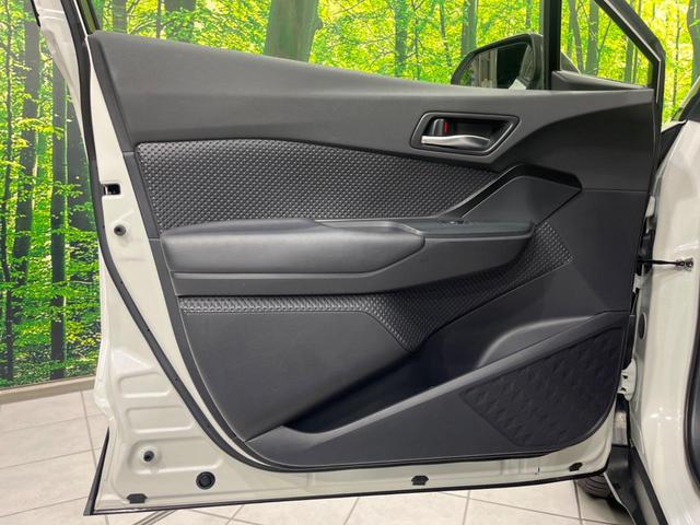Ｃ－ＨＲ Ｓ　純正ナビ　バックカメラ　衝突軽減装置　レーダークルーズ　禁煙車　前後ドラレコ　スマートキー　ＥＴＣ　オートハイビーム　車線逸脱警報　デュアルオートエアコン　純正１７インチＡＷ　Ｂｌｕｅｔｏｏｔｈ再生（43枚目）