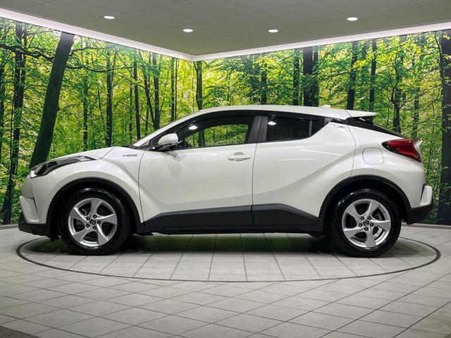 Ｃ－ＨＲ Ｓ　純正ナビ　バックカメラ　衝突軽減装置　レーダークルーズ　禁煙車　前後ドラレコ　スマートキー　ＥＴＣ　オートハイビーム　車線逸脱警報　デュアルオートエアコン　純正１７インチＡＷ　Ｂｌｕｅｔｏｏｔｈ再生（63枚目）