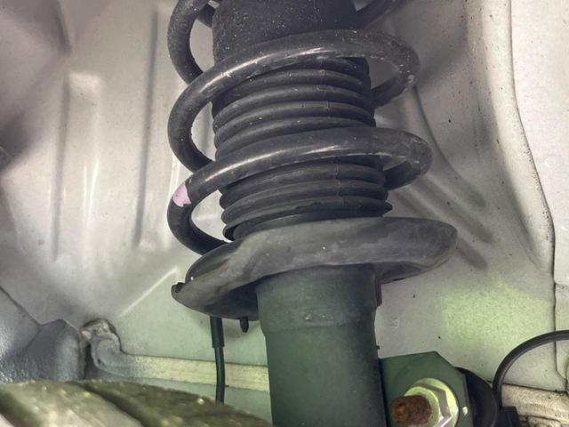 デイズ Ｂ　衝突軽減装置　禁煙車　コーナーセンサー　レーンキープ　オートハイビーム　誤発進抑制機能　先行車発進告知　オートライト　ＣＤ　ＡＵＸ　ＡＭ／ＦＭラジオ機能　アイドリングストップ　ヘッドライトレベライザー（20枚目）