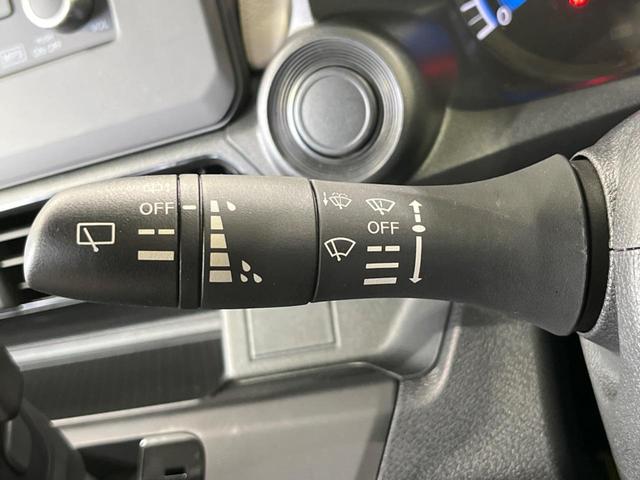 デイズ Ｂ　衝突軽減装置　禁煙車　コーナーセンサー　レーンキープ　オートハイビーム　誤発進抑制機能　先行車発進告知　オートライト　ＣＤ　ＡＵＸ　ＡＭ／ＦＭラジオ機能　アイドリングストップ　ヘッドライトレベライザー（27枚目）