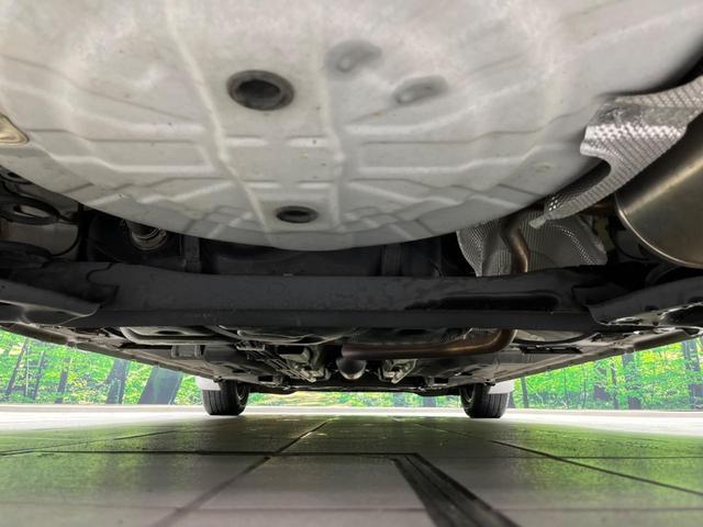 ノート Ｘ　ＤＩＧ－Ｓ　禁煙車　スマートキー　オートエアコン　ＣＤ再生　ＡＵＸ　ＡＭ／ＦＭラジオ機能　アイドリングストップ　電動格納ミラー　ヘッドライトレベライザー　シートリフター　盗難防止装置　プライバシーガラス（19枚目）