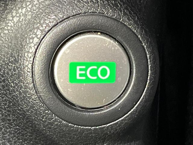 ノート Ｘ　ＤＩＧ－Ｓ　禁煙車　スマートキー　オートエアコン　ＣＤ再生　ＡＵＸ　ＡＭ／ＦＭラジオ機能　アイドリングストップ　電動格納ミラー　ヘッドライトレベライザー　シートリフター　盗難防止装置　プライバシーガラス（24枚目）