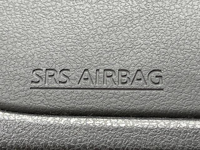 ノート Ｘ　ＤＩＧ－Ｓ　禁煙車　スマートキー　オートエアコン　ＣＤ再生　ＡＵＸ　ＡＭ／ＦＭラジオ機能　アイドリングストップ　電動格納ミラー　ヘッドライトレベライザー　シートリフター　盗難防止装置　プライバシーガラス（32枚目）