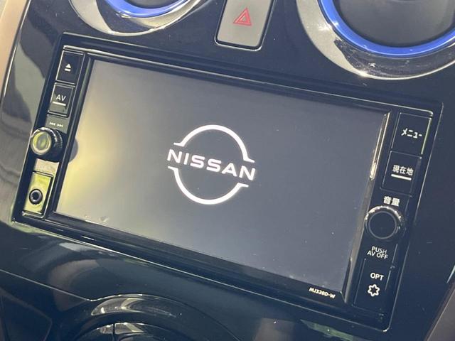 ノート ｅ－パワー　メダリスト　純正ナビ　全周囲カメラ　衝突軽減装置　レーダークルーズ　禁煙車　ハーフレザーシート　ドラレコ　コーナーセンサー　スマートキー　ＬＥＤヘッド　ＥＴＣ　オートハイビーム　デジタルインナーミラー　フルセグ（3枚目）