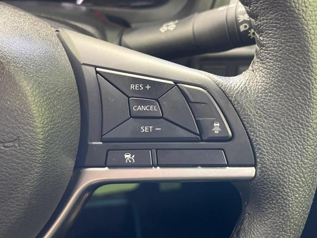 ノート ｅ－パワー　メダリスト　純正ナビ　全周囲カメラ　衝突軽減装置　レーダークルーズ　禁煙車　ハーフレザーシート　ドラレコ　コーナーセンサー　スマートキー　ＬＥＤヘッド　ＥＴＣ　オートハイビーム　デジタルインナーミラー　フルセグ（6枚目）