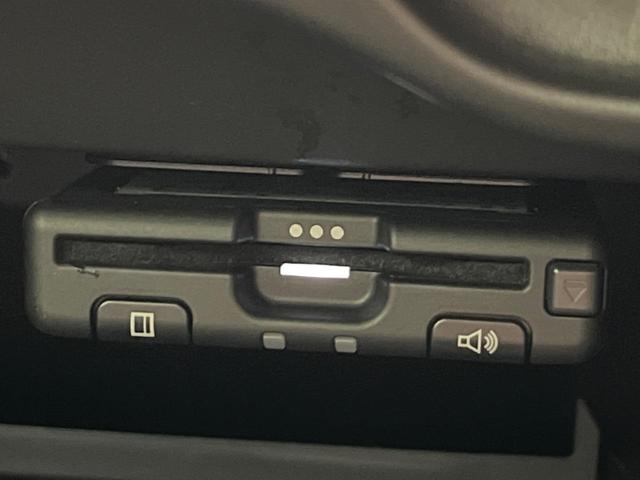 ノート ｅ－パワー　メダリスト　純正ナビ　全周囲カメラ　衝突軽減装置　レーダークルーズ　禁煙車　ハーフレザーシート　ドラレコ　コーナーセンサー　スマートキー　ＬＥＤヘッド　ＥＴＣ　オートハイビーム　デジタルインナーミラー　フルセグ（44枚目）