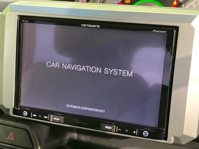 【大画面ナビ】人気の大型８インチナビを装備。存在感のある大画面はインパクト大！ナビ利用時のマップ表示は見やすく、テレビやＤＶＤは臨場感がアップ！いつものドライブがグッと楽しくなります♪