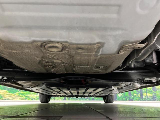 フィットハイブリッド ハイブリッド・10thアニバーサリー 純正ナビ バックカメラ 禁煙車 ドラレコ スマートキー HIDヘッド ETC クルコン オートライト オートエアコン CD DVD再生 地デジ ステアリングスイッチ アイドリングストップ(19枚目)