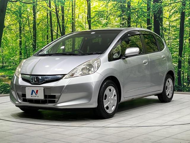 フィットハイブリッド ハイブリッド・10thアニバーサリー 純正ナビ バックカメラ 禁煙車 ドラレコ スマートキー HIDヘッド ETC クルコン オートライト オートエアコン CD DVD再生 地デジ ステアリングスイッチ アイドリングストップ(43枚目)