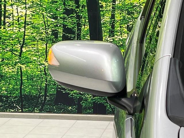 フィットハイブリッド ハイブリッド・10thアニバーサリー 純正ナビ バックカメラ 禁煙車 ドラレコ スマートキー HIDヘッド ETC クルコン オートライト オートエアコン CD DVD再生 地デジ ステアリングスイッチ アイドリングストップ(47枚目)