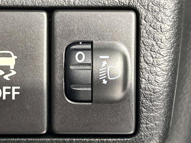 アルト L 衝突軽減装置 禁煙車 シートヒーター クリアランスソナー ETC オートハイビーム 車線逸脱警報 誤発進抑制機能 先行車発進告知 オーディオ CD再生 AM FM キーレス アイドリングストップ(41枚目)