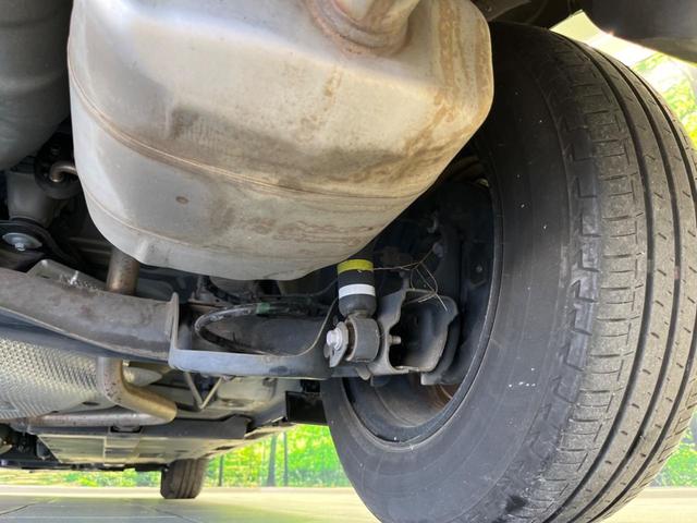 ヤリス ハイブリッドＧ　純正８型ディスプレイオーディオ　全周囲カメラ　衝突軽減装置　レーダークルーズ　禁煙車　コーナーセンサー　レーンキープ　スマートキー　ＥＴＣ　オートハイビーム　オートエアコン　Ｂｌｕｅｔｏｏｔｈ（21枚目）