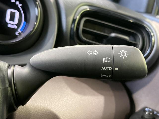 ヤリス ハイブリッドＧ　純正８型ディスプレイオーディオ　全周囲カメラ　衝突軽減装置　レーダークルーズ　禁煙車　コーナーセンサー　レーンキープ　スマートキー　ＥＴＣ　オートハイビーム　オートエアコン　Ｂｌｕｅｔｏｏｔｈ（37枚目）