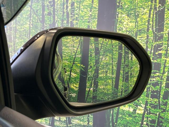 ヤリス ハイブリッドＧ　純正８型ディスプレイオーディオ　全周囲カメラ　衝突軽減装置　レーダークルーズ　禁煙車　コーナーセンサー　レーンキープ　スマートキー　ＥＴＣ　オートハイビーム　オートエアコン　Ｂｌｕｅｔｏｏｔｈ（57枚目）