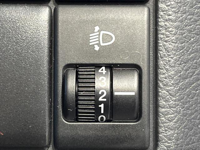 スペーシア Ｘ　４ＷＤ　電動スライドドア　ＳＤナビ　バックカメラ　禁煙車　シートヒーター　前後ドラレコ　ＥＴＣ　スマートキー　オートエアコン　ＣＤ　ＤＶＤ再生　地デジ　ロールサンシェード　ドアバイザー　盗難防止装置（37枚目）