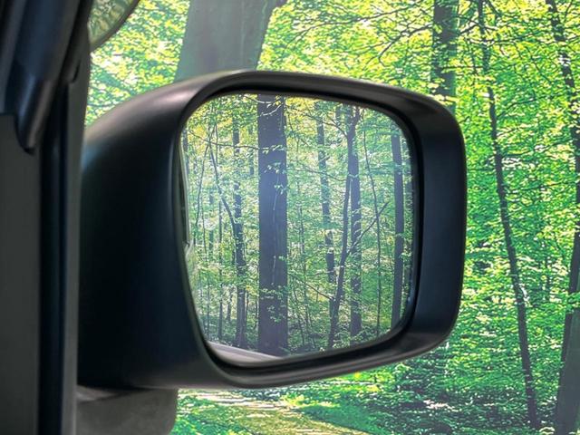 スペーシア Ｘ　４ＷＤ　電動スライドドア　ＳＤナビ　バックカメラ　禁煙車　シートヒーター　前後ドラレコ　ＥＴＣ　スマートキー　オートエアコン　ＣＤ　ＤＶＤ再生　地デジ　ロールサンシェード　ドアバイザー　盗難防止装置（69枚目）