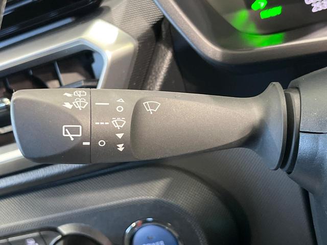 ライズ Ｚ　純正９型ナビ　全周囲カメラ　衝突軽減装置　レーダークルーズ　禁煙車　シートヒーター　前後ドラレコ　ＥＴＣ　コーナーセンサー　スマートキー　ＬＥＤヘッド＆フォグ　純正１７インチＡＷ　オートハイビーム（50枚目）