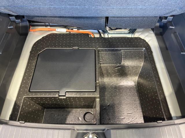 ライズ Ｚ　純正９型ナビ　全周囲カメラ　衝突軽減装置　レーダークルーズ　禁煙車　シートヒーター　前後ドラレコ　ＥＴＣ　コーナーセンサー　スマートキー　ＬＥＤヘッド＆フォグ　純正１７インチＡＷ　オートハイビーム（67枚目）