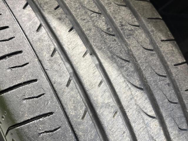 ジューク １５ＲＸ　純正ナビ　バックカメラ　禁煙車　前後ドラレコ　ＥＴＣ　スマートキー　純正１７インチＡＷ　ＨＩＤヘッド　フロントフォグ　オートライト　オートエアコン　Ｂｌｕｅｔｏｏｔｈ　ＣＤ　ＤＶＤ再生　フルセグ（25枚目）