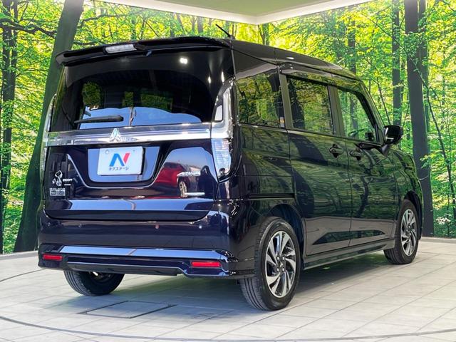 デリカＤ：２ カスタムハイブリッドＭＶ全方位カメラ付ナビパッケージ　４ＷＤ　両側電動ドア　純正９型ナビ　全周囲カメラ　衝突軽減装置　レーダークルーズ　禁煙車　シートヒーター　前後ドラレコ　ＥＴＣ　コーナーセンサー　スマートキー　ＬＥＤヘッド＆フォグ　純正１５インチＡＷ（17枚目）