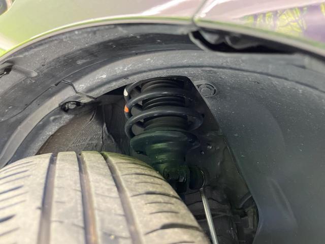 デリカＤ：２ カスタムハイブリッドＭＶ全方位カメラ付ナビパッケージ　４ＷＤ　両側電動ドア　純正９型ナビ　全周囲カメラ　衝突軽減装置　レーダークルーズ　禁煙車　シートヒーター　前後ドラレコ　ＥＴＣ　コーナーセンサー　スマートキー　ＬＥＤヘッド＆フォグ　純正１５インチＡＷ（20枚目）