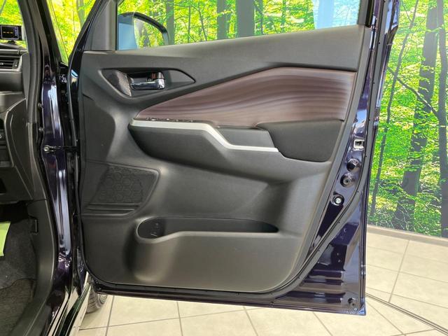 デリカＤ：２ カスタムハイブリッドＭＶ全方位カメラ付ナビパッケージ　４ＷＤ　両側電動ドア　純正９型ナビ　全周囲カメラ　衝突軽減装置　レーダークルーズ　禁煙車　シートヒーター　前後ドラレコ　ＥＴＣ　コーナーセンサー　スマートキー　ＬＥＤヘッド＆フォグ　純正１５インチＡＷ（33枚目）