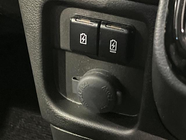 デリカＤ：２ カスタムハイブリッドＭＶ全方位カメラ付ナビパッケージ　４ＷＤ　両側電動ドア　純正９型ナビ　全周囲カメラ　衝突軽減装置　レーダークルーズ　禁煙車　シートヒーター　前後ドラレコ　ＥＴＣ　コーナーセンサー　スマートキー　ＬＥＤヘッド＆フォグ　純正１５インチＡＷ（51枚目）