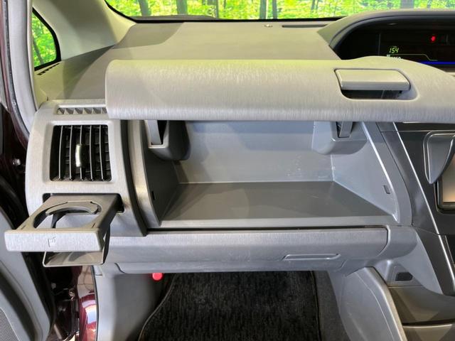 プリウスアルファ S チューン ブラック 純正ナビ バックカメラ 禁煙車 スマートキー ETC 純正16インチAW オートライト オートエアコン Bluetooth再生 CD DVD再生 フルセグ 革巻きハンドル ステアリングスイッチ(40枚目)