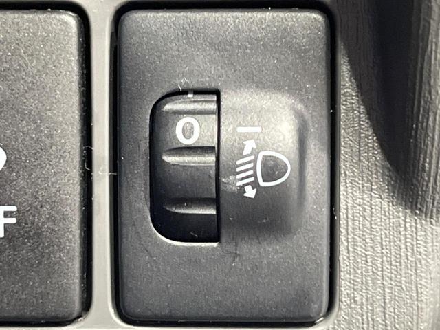 プリウスアルファ S チューン ブラック 純正ナビ バックカメラ 禁煙車 スマートキー ETC 純正16インチAW オートライト オートエアコン Bluetooth再生 CD DVD再生 フルセグ 革巻きハンドル ステアリングスイッチ(46枚目)