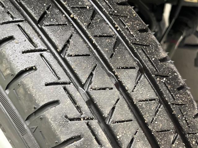 エブリイ PAリミテッド 衝突軽減装置 禁煙車 クリアランスソナー オートハイビーム 車線逸脱警報 誤発進抑制機能 先行車発進告知 オートライト ヘッドライトレベライザー アイドリングストップ AM FM再生(27枚目)