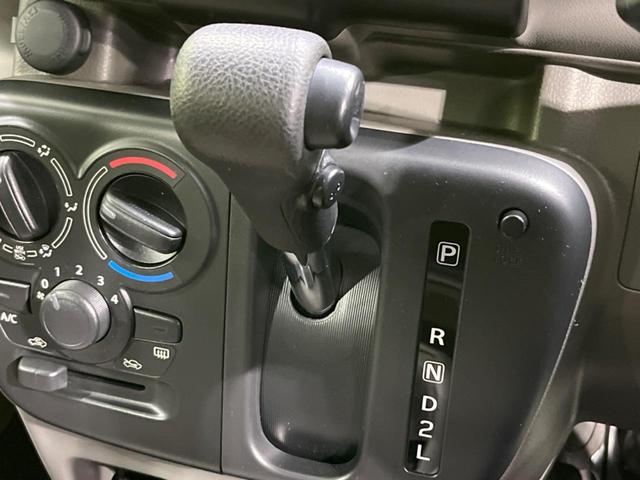 エブリイ PAリミテッド 衝突軽減装置 禁煙車 クリアランスソナー オートハイビーム 車線逸脱警報 誤発進抑制機能 先行車発進告知 オートライト ヘッドライトレベライザー アイドリングストップ AM FM再生(38枚目)