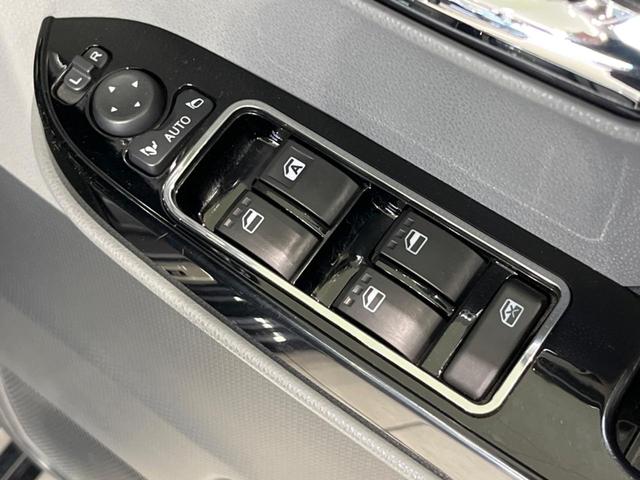 タント カスタムRSセレクション 両側電動ドア 純正9型ナビ バックカメラ 衝突軽減装置 レーダークルーズ 禁煙車 ハーフレザーシート シートヒーター ドラレコ コーナーセンサー レーンキープ スマートキー LEDヘッド&フォグ(28枚目)