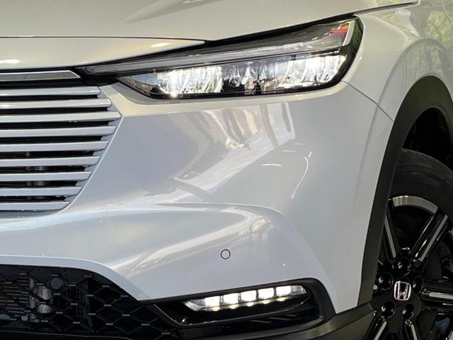 ヴェゼル e:HEV X ディスプレイオーディオ バックカメラ 衝突軽減装置 レーダークルーズ 禁煙車 前後ドラレコ コーナーセンサー スマートキー LEDヘッド ETC 純正16インチAW オートハイビーム オートエアコン(12枚目)