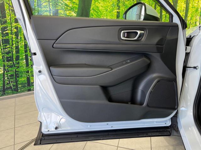 ヴェゼル e:HEV X ディスプレイオーディオ バックカメラ 衝突軽減装置 レーダークルーズ 禁煙車 前後ドラレコ コーナーセンサー スマートキー LEDヘッド ETC 純正16インチAW オートハイビーム オートエアコン(49枚目)